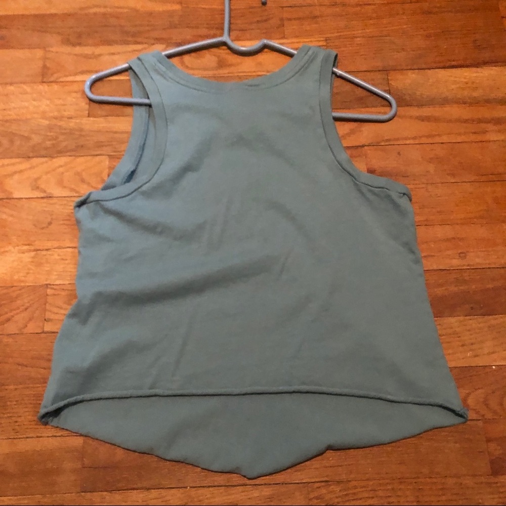 Pink Cropped Tank - Picture 3 of 4